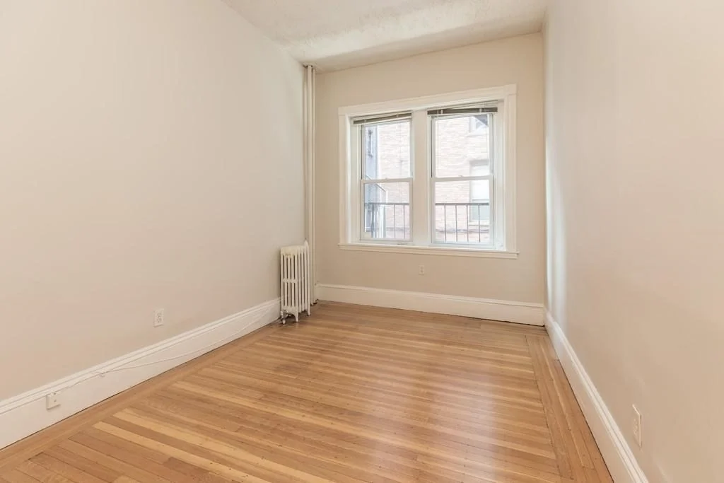 2 bed, 1 bath apartment for rent at 479 Beacon St Unit 12, Back Bay — photo 5 of 11