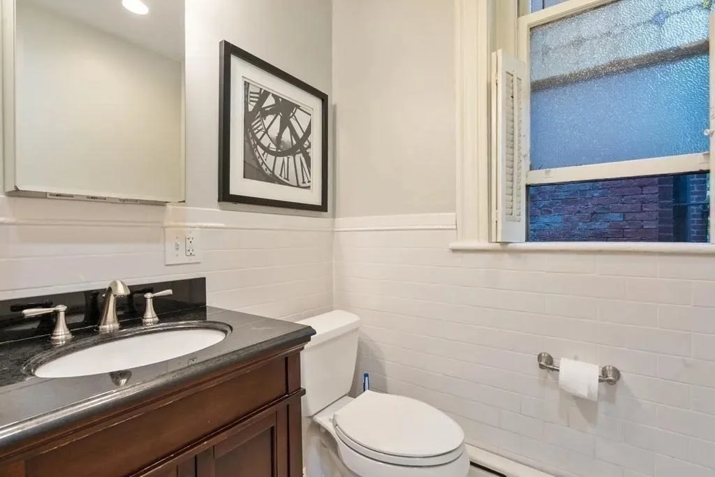 2 bed, 1 bath apartment for rent at 479 Beacon St Unit 32, Back Bay — photo 11 of 13
