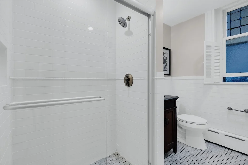 2 bed, 1 bath apartment for rent at 479 Beacon St Unit 32, Back Bay — photo 10 of 13