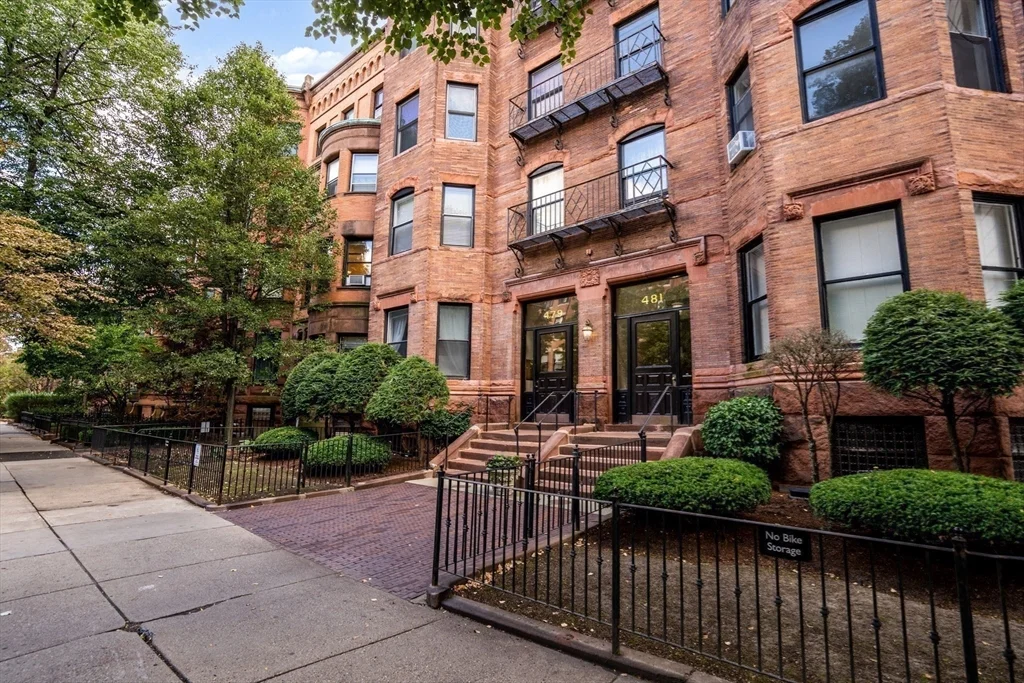 2 bed, 1 bath apartment for rent at 479 Beacon St Unit 32, Back Bay — photo 13 of 13