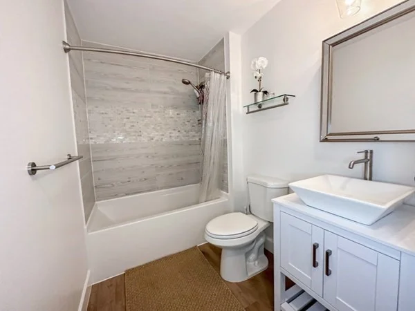 2 bed, 1 bath apartment for rent at 479 Durfee St Unit 11, Fall River — photo 12 of 13