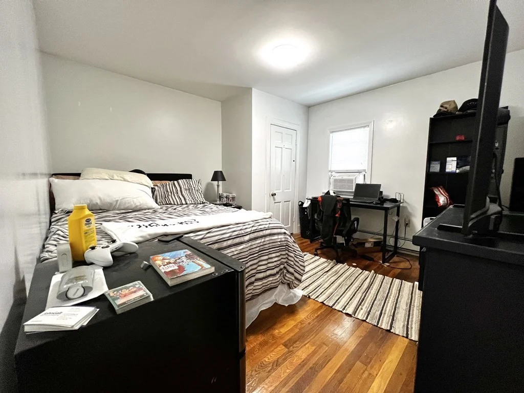 2 bed, 1 bath apartment for rent at 479 High St Unit 2, Dedham — photo 7 of 17