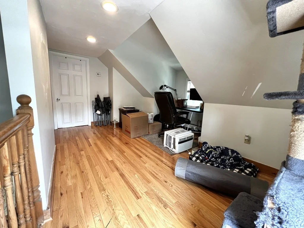 2 bed, 1 bath apartment for rent at 479 High St Unit 2, Dedham — photo 9 of 17