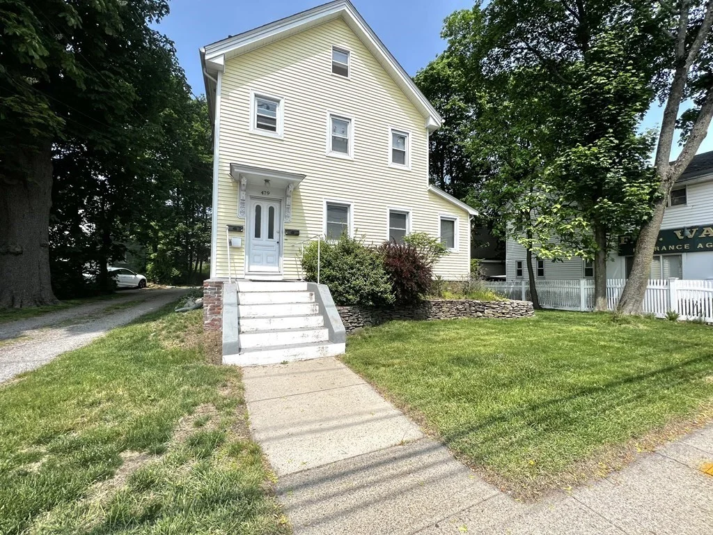 2 bed, 1 bath apartment for rent at 479 High St Unit 2, Dedham — photo 14 of 17