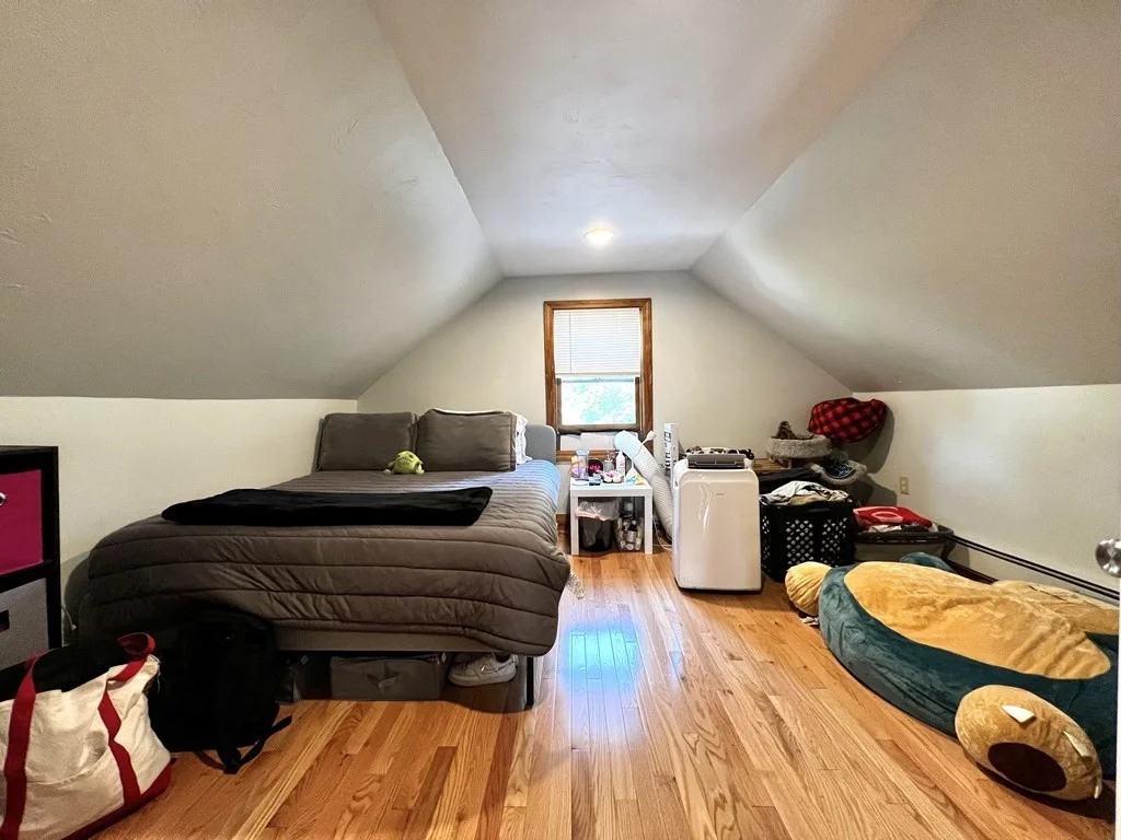 2 bed, 1 bath apartment for rent at 479 High St Unit 2, Dedham — photo 5 of 17