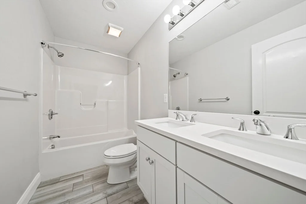 2 bed, 3 bath apartment for rent at 479 Sherman St Unit 4, Canton — photo 9 of 18
