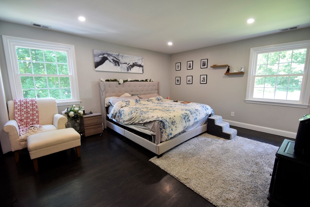 4 bed, 3 bath apartment for rent at 479 Westfield St Unit 1, Dedham — photo 11 of 28