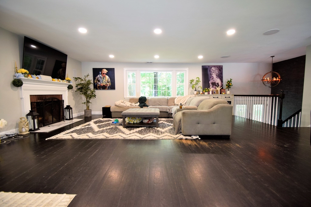 4 bed, 3 bath apartment for rent at 479 Westfield St Unit 1, Dedham — photo 3 of 28