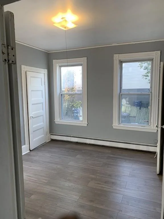 3 bed, 1 bath apartment for rent at 47A Creighton St Unit 1, Jamaica Plain — photo 3 of 4