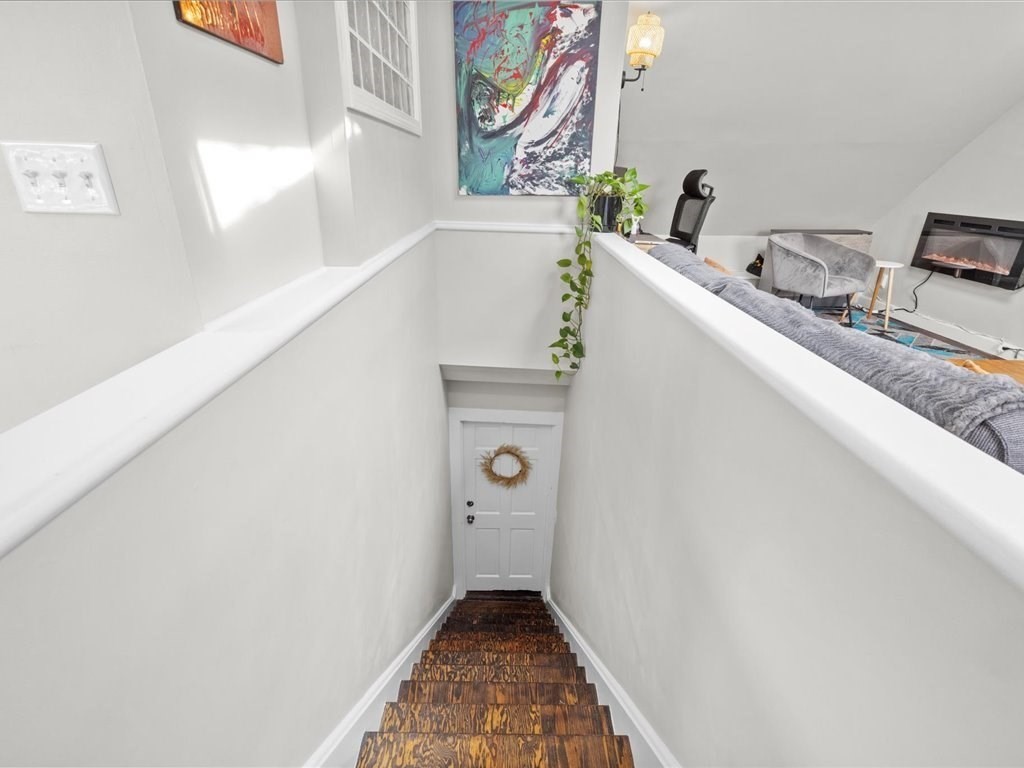 1 bed, 1 bath apartment for rent at 47R Jamaica St Unit 3, Jamaica Plain — photo 17 of 18