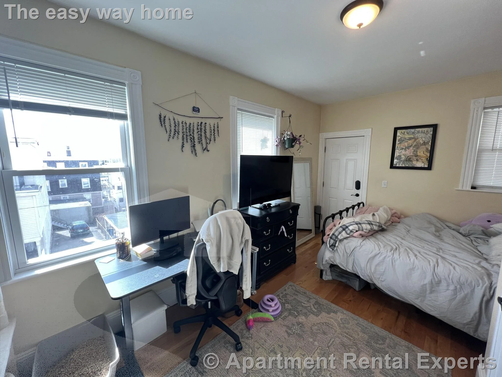 4 bed, 1 bath apartment for rent at 48-50 Lowell St Unit 2, Porter Square — photo 11 of 18