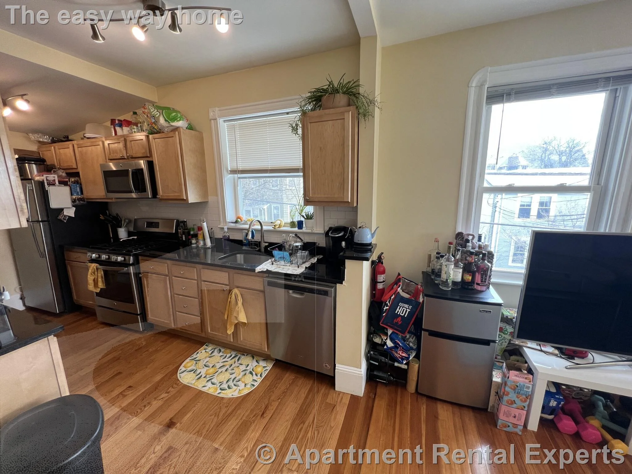 4 bed, 1 bath apartment for rent at 48-50 Lowell St Unit 2, Porter Square — photo 13 of 18