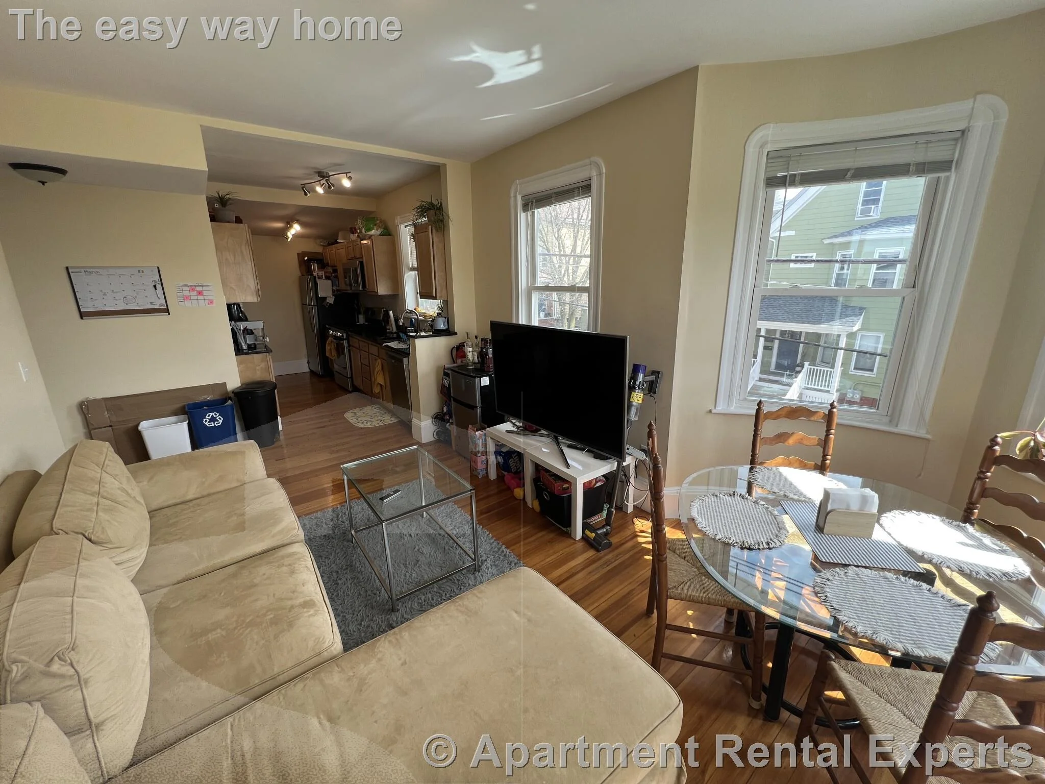4 bed, 1 bath apartment for rent at 48-50 Lowell St Unit 2, Porter Square — photo 4 of 18