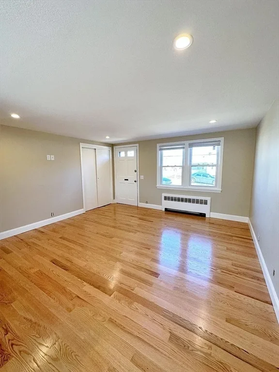 2 bed, 1 bath apartment for rent at 48-50 Rhodes Cir Unit 1, Hingham — photo 10 of 14