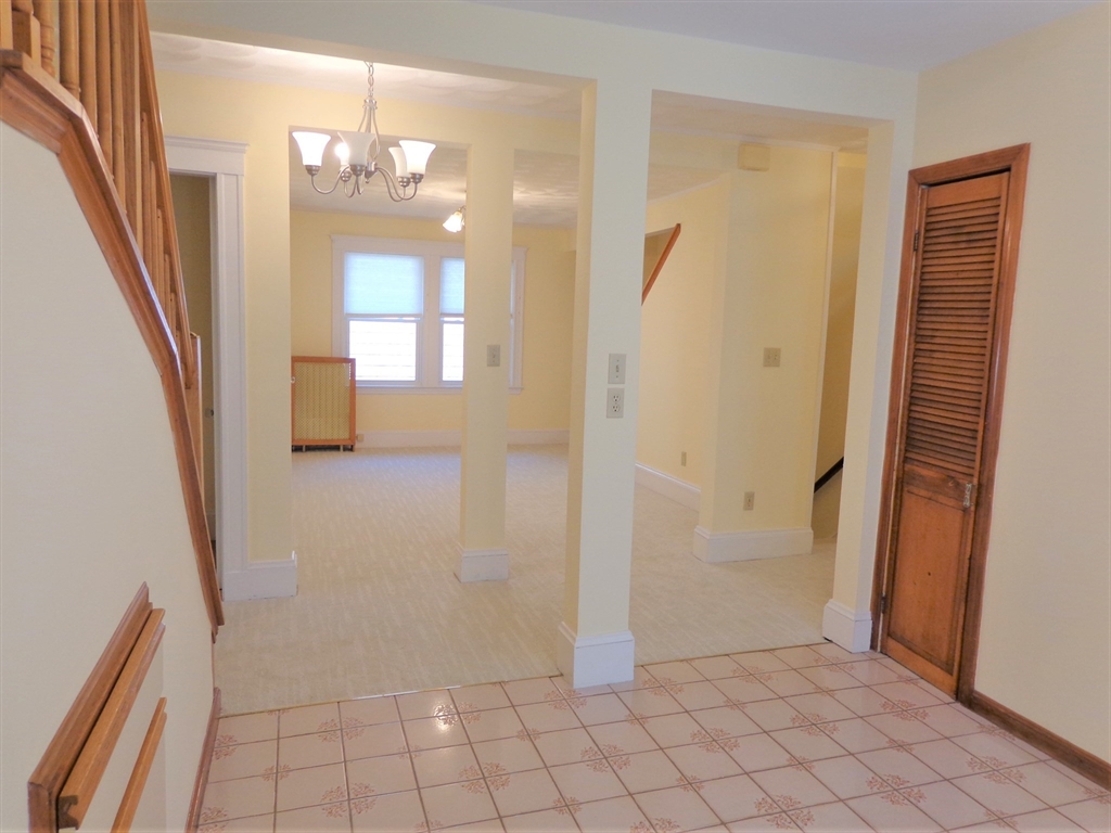 4 bed, 2 bath apartment for rent at 48-50 Townsend Rd Unit 50, Belmont — photo 6 of 23