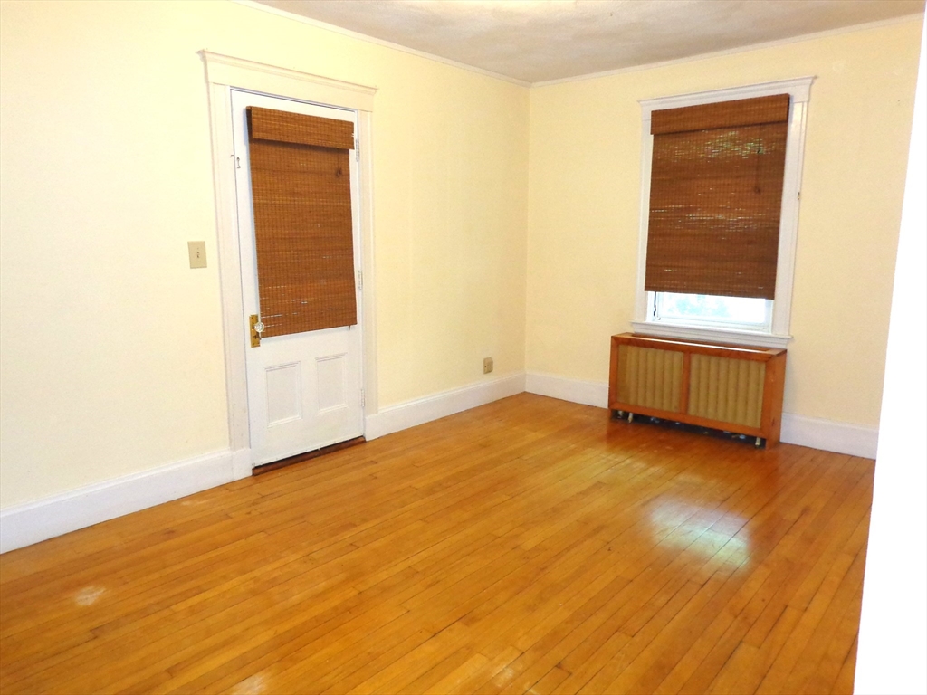 4 bed, 2 bath apartment for rent at 48-50 Townsend Rd Unit 50, Belmont — photo 9 of 23
