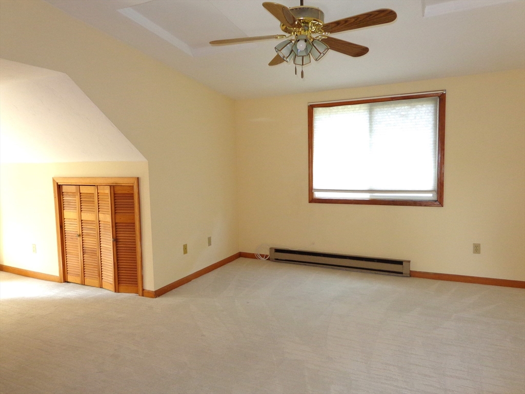 4 bed, 2 bath apartment for rent at 48-50 Townsend Rd Unit 50, Belmont — photo 15 of 23