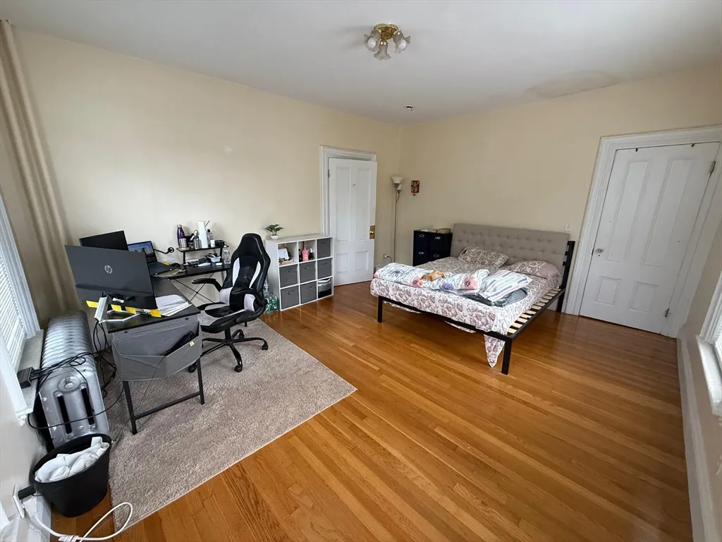 4 bed, 2 bath apartment for rent at 48 Allston St Unit 2, Allston — photo 23 of 32