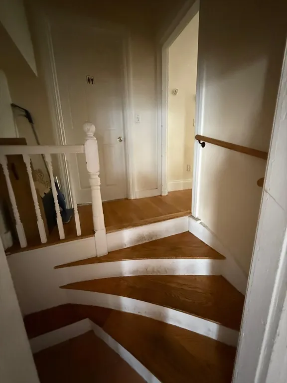 4 bed, 2 bath apartment for rent at 48 Allston St Unit 2, Allston — photo 25 of 32