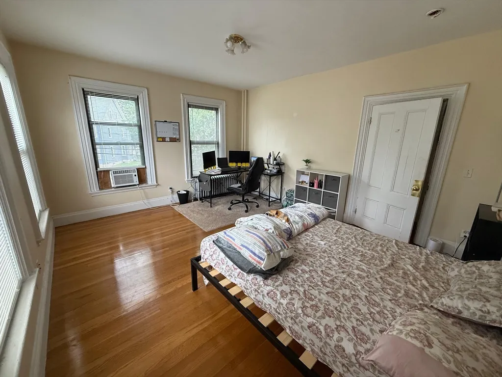 4 bed, 2 bath apartment for rent at 48 Allston St Unit 2, Allston — photo 22 of 32