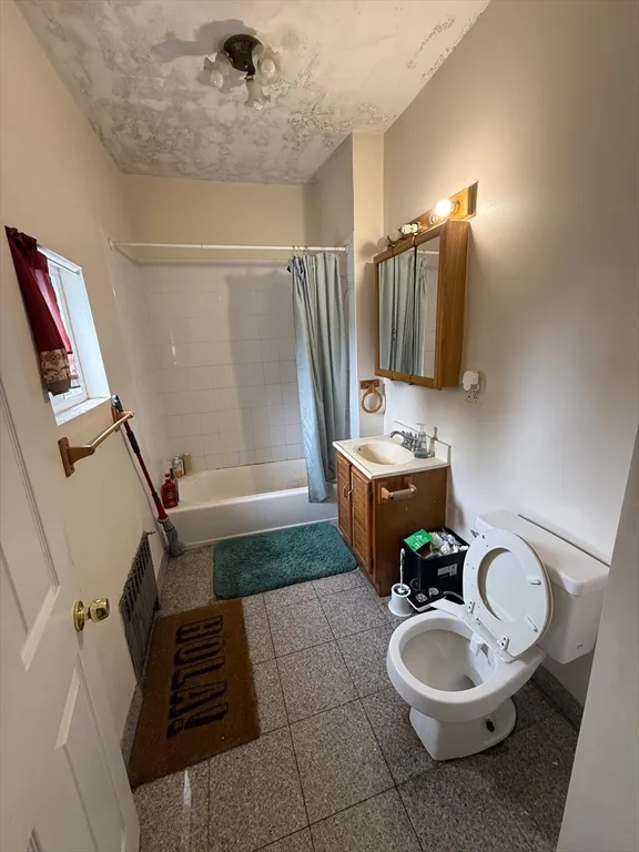 4 bed, 2 bath apartment for rent at 48 Allston St Unit 2, Allston — photo 29 of 32