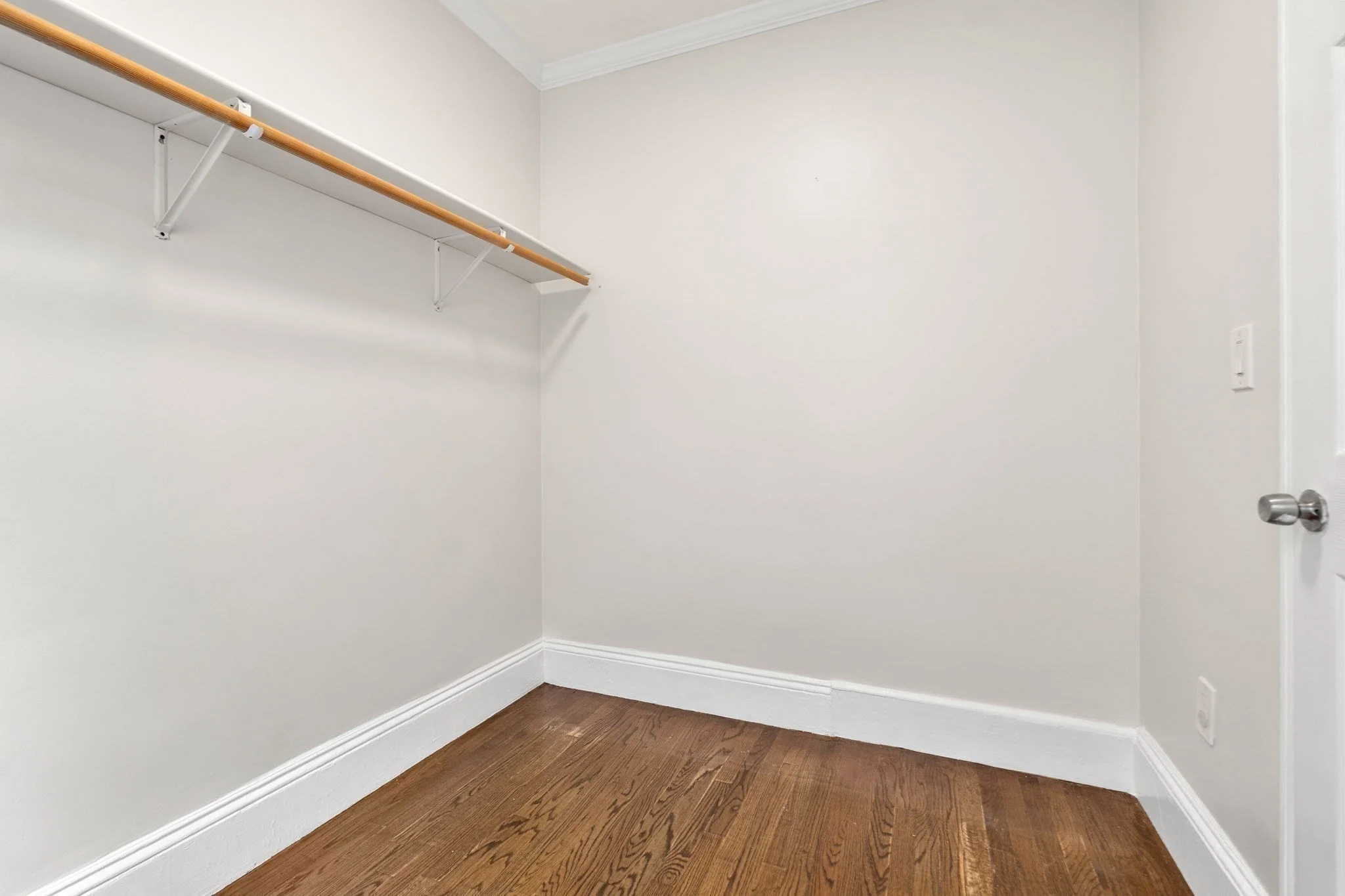 4 bed, 1 bath apartment for rent at 48 Alpine St Unit 2, Roxbury — photo 20 of 25