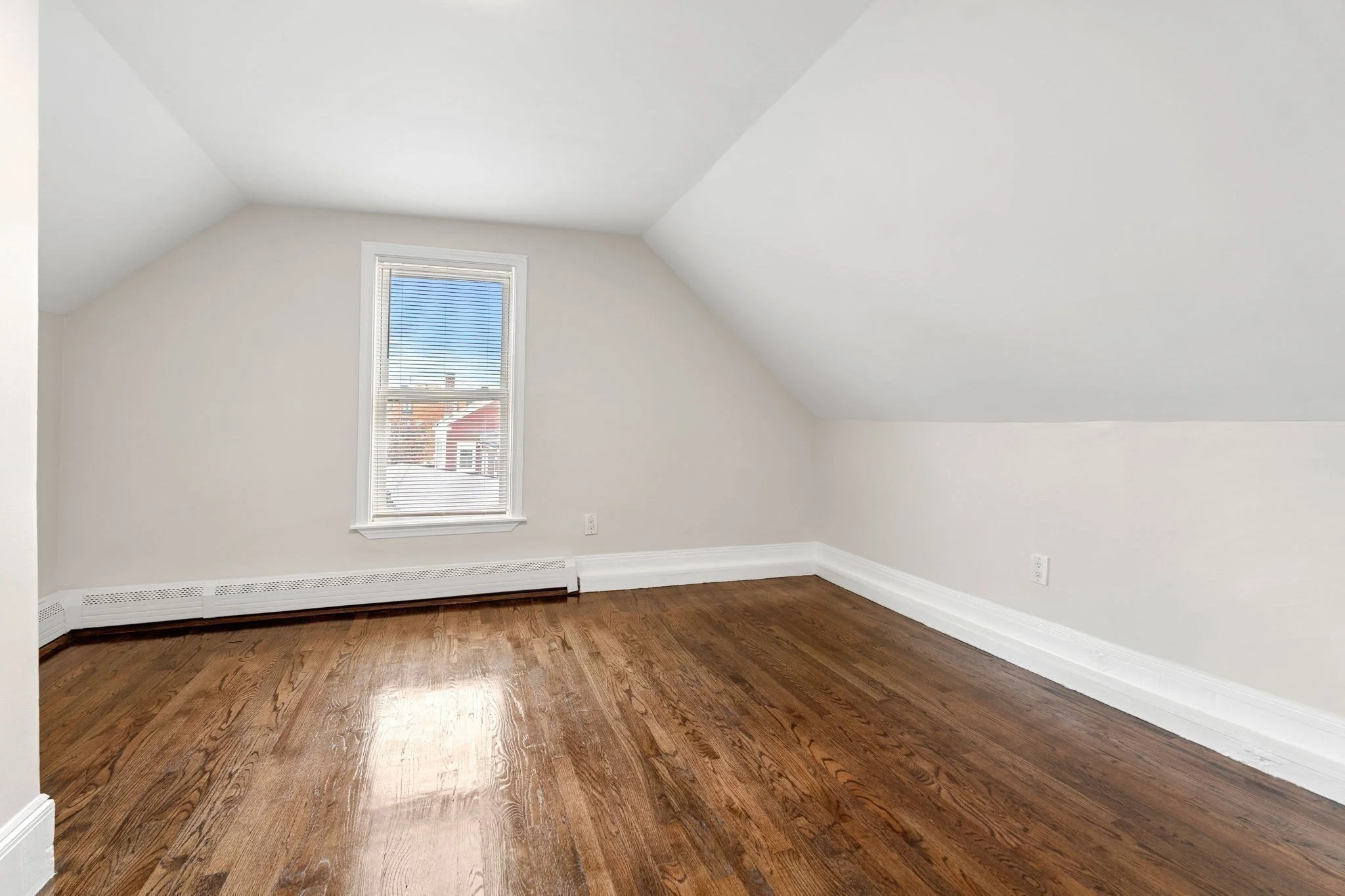 4 bed, 1 bath apartment for rent at 48 Alpine St Unit 2, Roxbury — photo 24 of 25