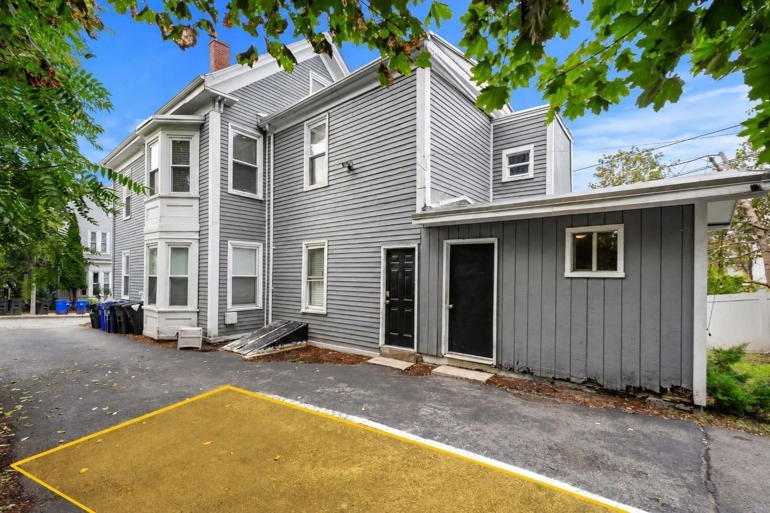 4 bed, 1 bath apartment for rent at 48 Alpine St Unit 2, Roxbury — photo 12 of 25