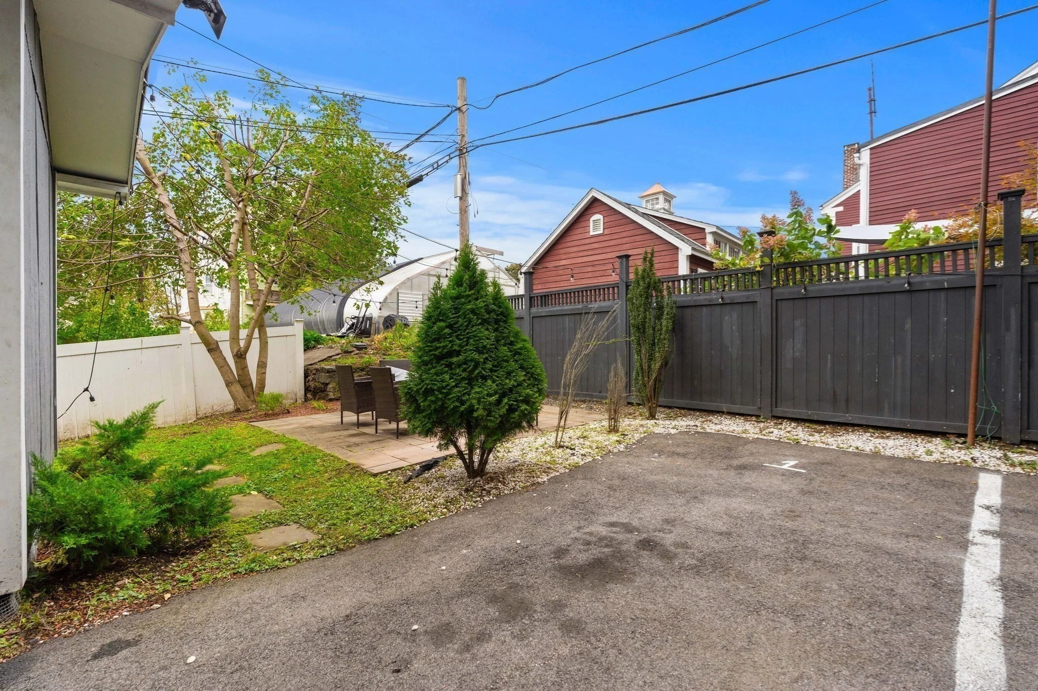 4 bed, 1 bath apartment for rent at 48 Alpine St Unit 2, Roxbury — photo 13 of 25
