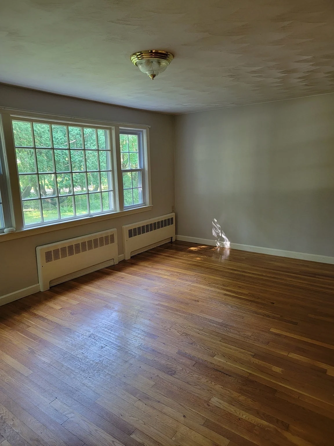 4 bed, 2 bath apartment for rent at 48 Andover St, Wilmington — photo 9 of 15