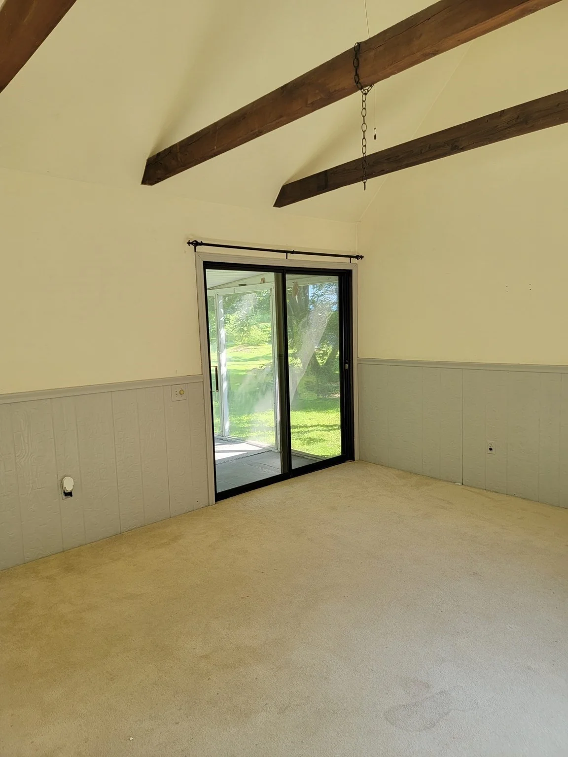 4 bed, 2 bath apartment for rent at 48 Andover St, Wilmington — photo 6 of 15