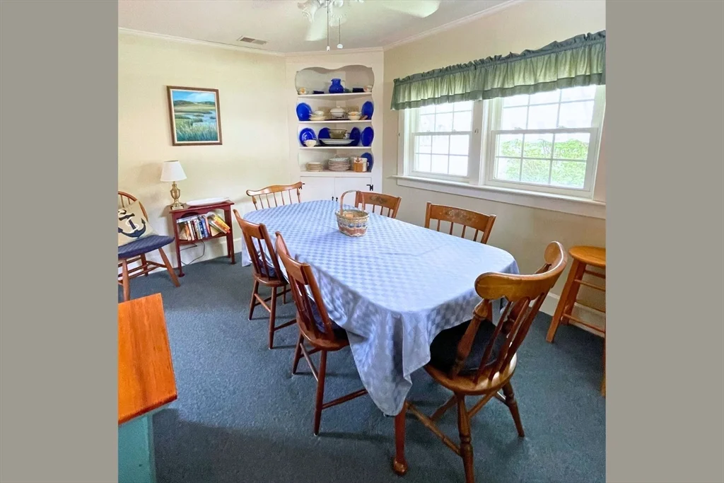 3 bed, 2 bath apartment for rent at 48 Angelica Ave, Mattapoisett — photo 8 of 20