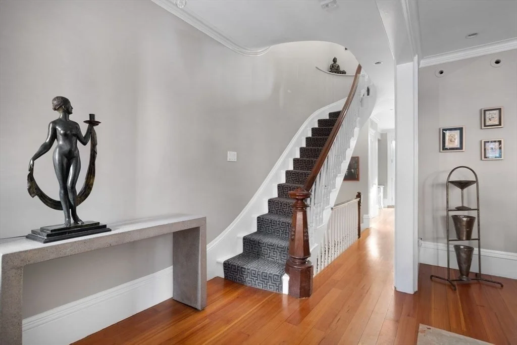 4 bed, 3 bath apartment for rent at 48 Appleton, South End — photo 6 of 31
