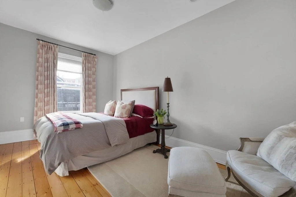 4 bed, 3 bath apartment for rent at 48 Appleton, South End — photo 12 of 31