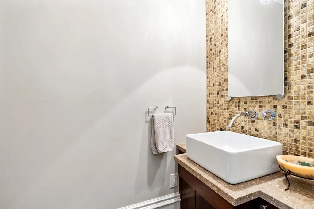 4 bed, 3.5 bath apartment for rent at 48 Appleton St Unit 1, South End — photo 23 of 26