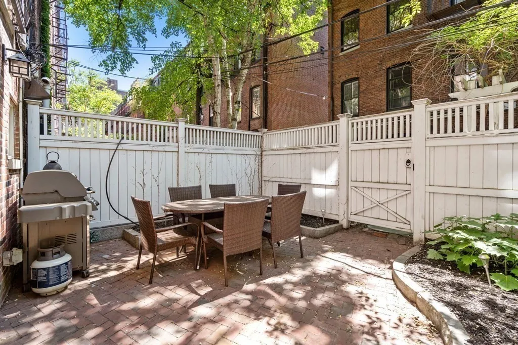 4 bed, 3.5 bath apartment for rent at 48 Appleton St Unit 1, South End — photo 5 of 26