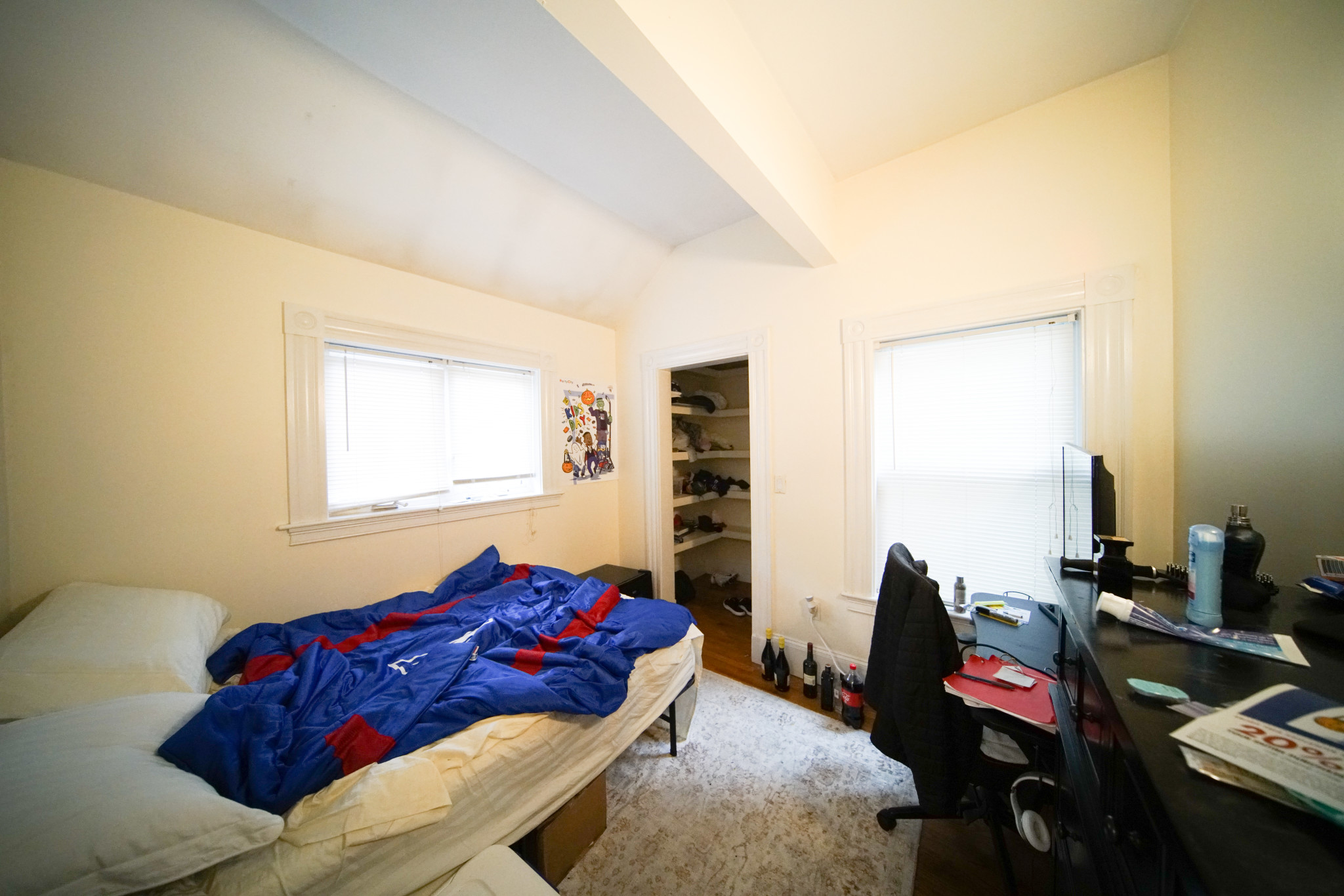 6 bed, 2 bath apartment for rent at 48 Ashford St Unit A1, Allston — photo 7 of 23