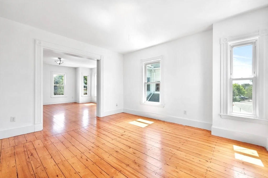 4 bed, 2 bath apartment for rent at 48 Ashland St Unit 2, Malden — photo 5 of 19