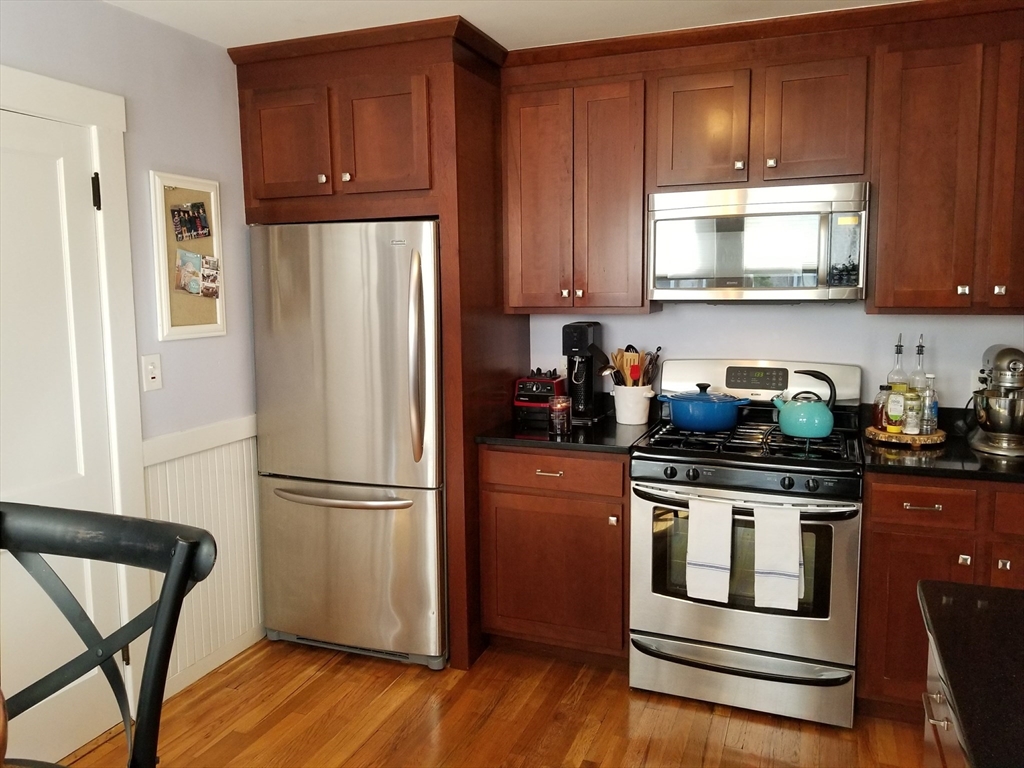 2 bed, 1 bath apartment for rent at 48 Beaumont St Unit 1, Dorchester — photo 4 of 17