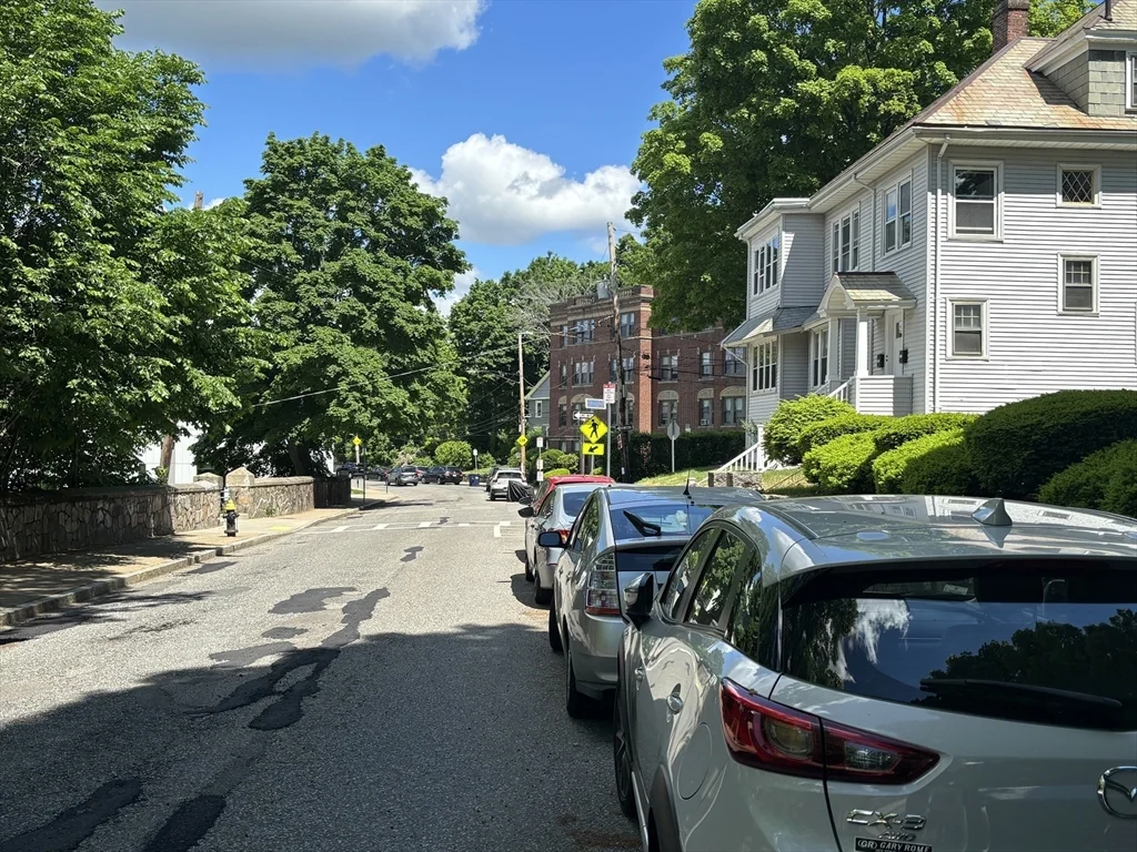 2 bed, 2 bath apartment for rent at 48 Bellevue St Unit A, West Roxbury — photo 5 of 6
