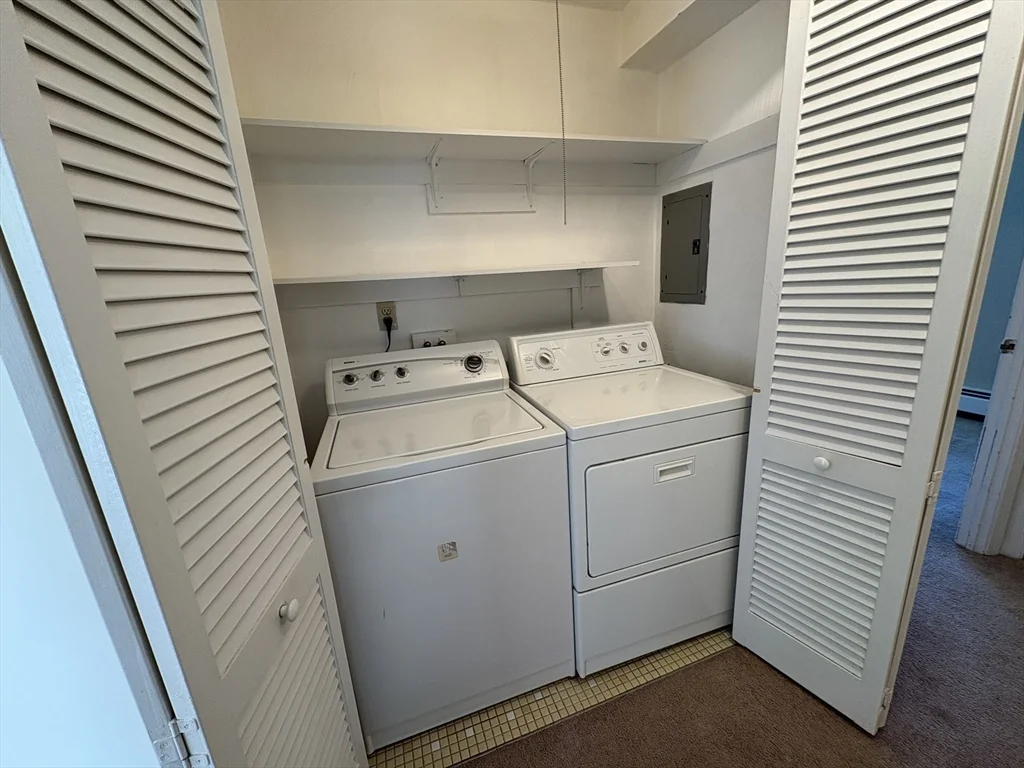 2 bed, 2 bath apartment for rent at 48 Bigelow Ave Unit 24, Watertown — photo 5 of 12