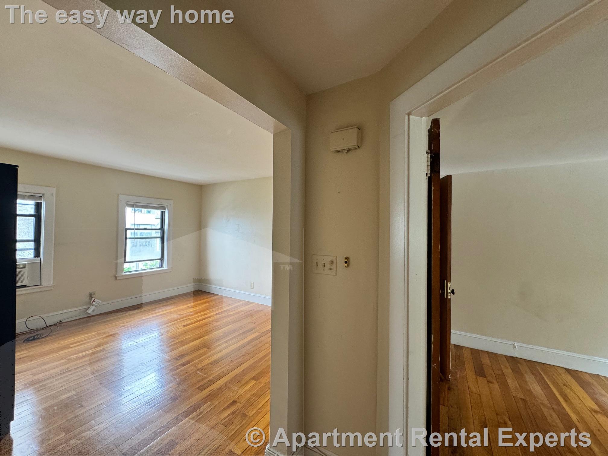 1 bed, 1 bath apartment for rent at 48 Bishop Allen Dr Unit 3, Central Square — photo 3 of 10
