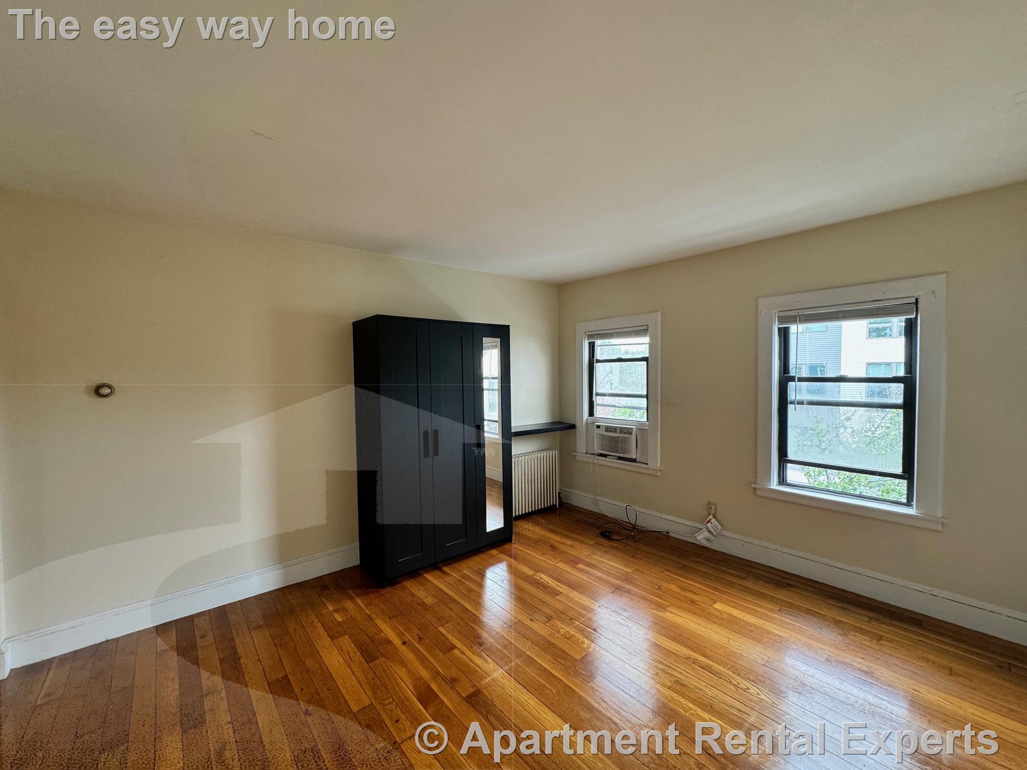 1 bed, 1 bath apartment for rent at 48 Bishop Allen Dr Unit 3, Central Square — photo 4 of 10
