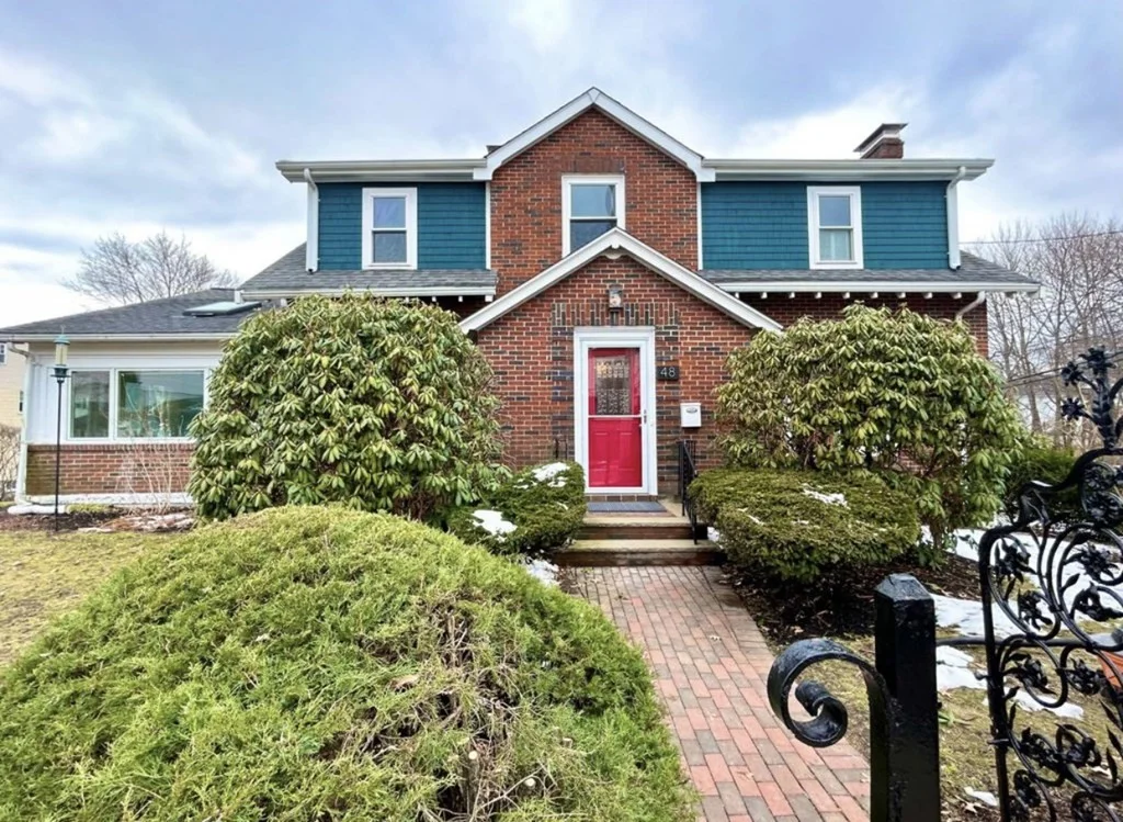 5 bed, 4+ bath apartment for rent at 48 Bonad Rd Unit 1, West Roxbury