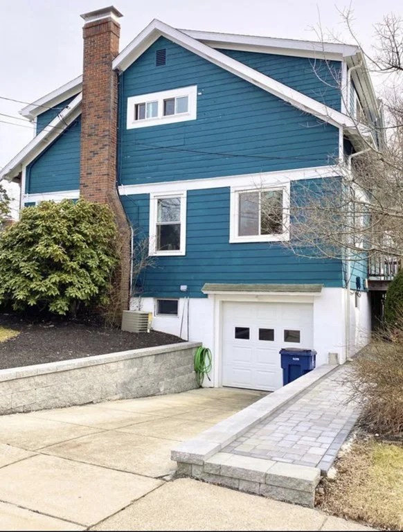 5 bed, 4+ bath apartment for rent at 48 Bonad Rd Unit 1, West Roxbury — photo 2 of 20