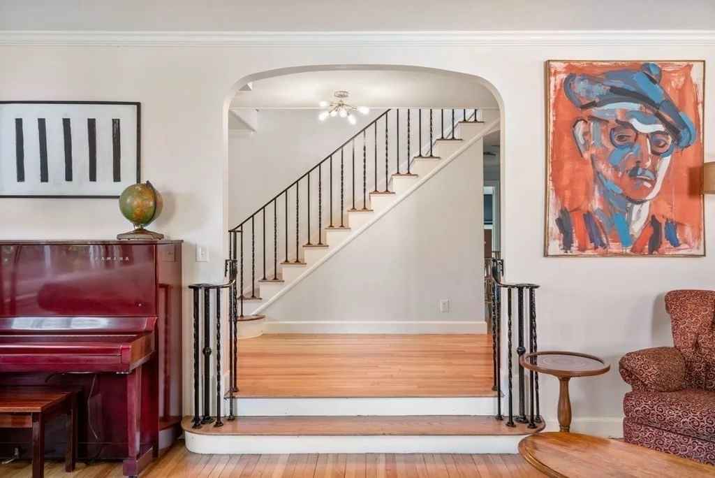 5 bed, 3 bath apartment for rent at 48 Bonad Rd, West Roxbury — photo 9 of 42