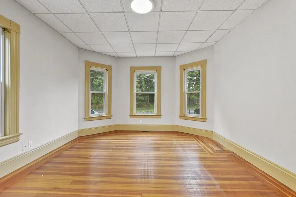 2 bed, 1 bath apartment for rent at 48 Boylston St Unit 1, Lowell — photo 5 of 23