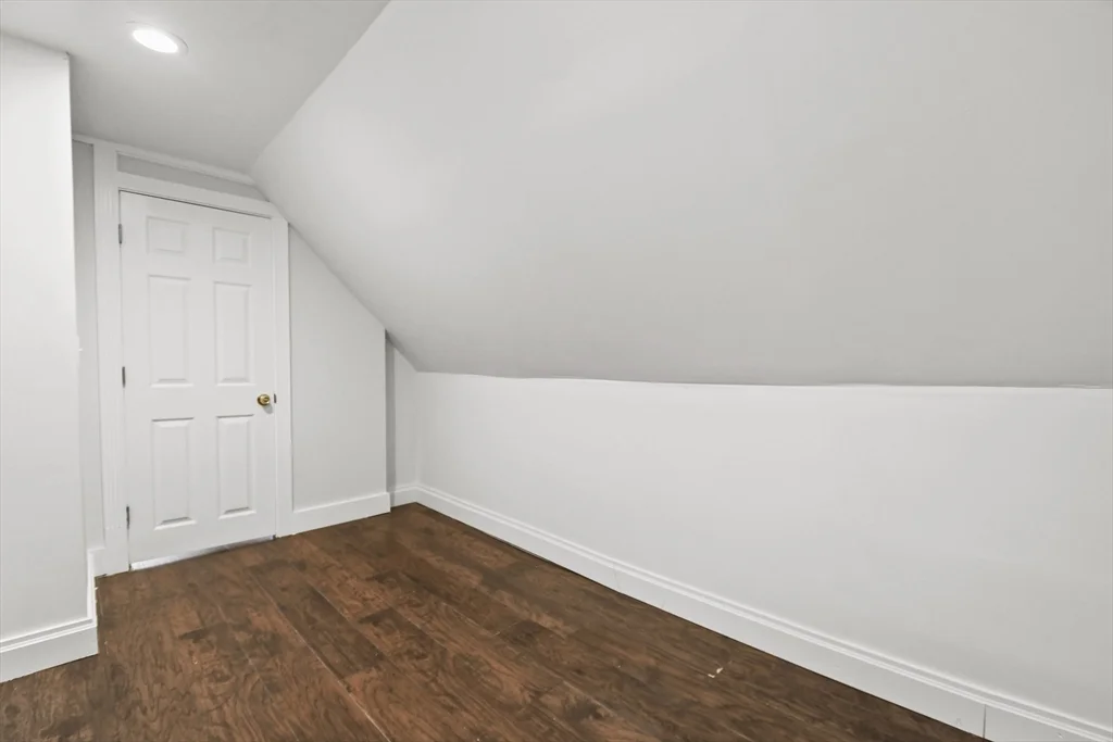 3 bed, 1 bath apartment for rent at 48 Boylston St Unit 2, Lowell — photo 16 of 21