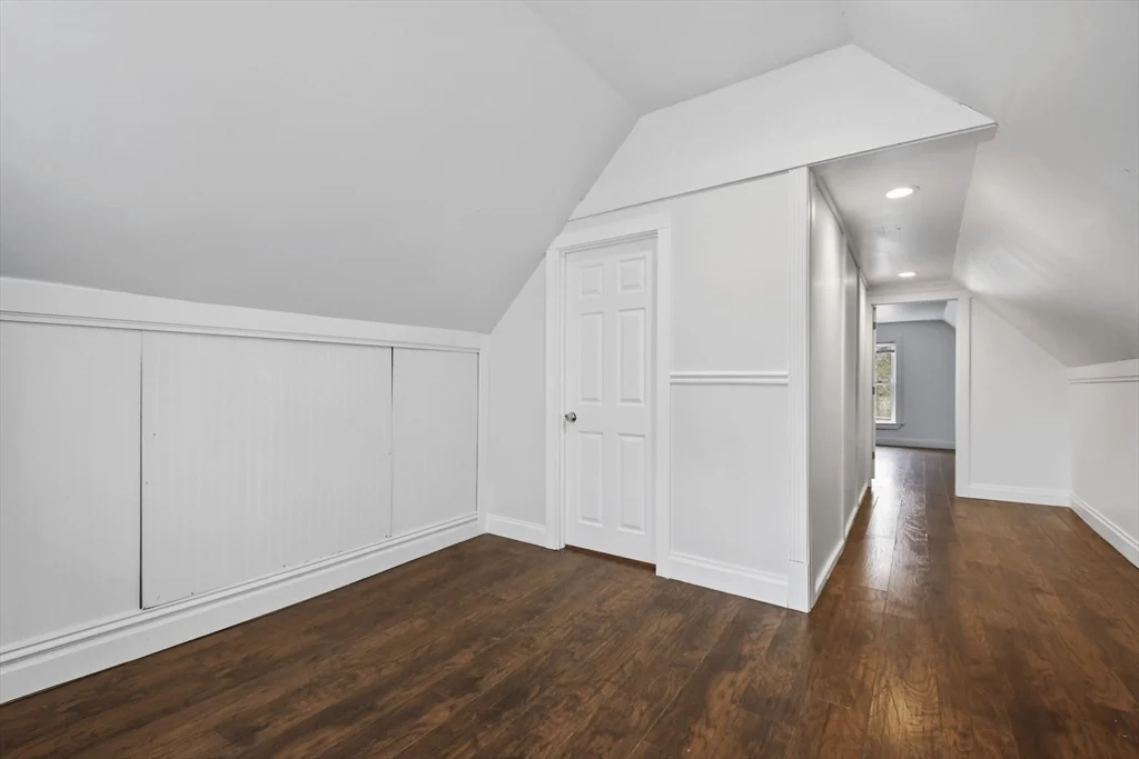 3 bed, 1 bath apartment for rent at 48 Boylston St Unit 2, Lowell — photo 15 of 21