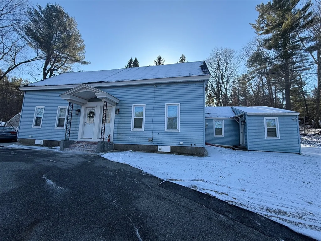 3 bed, 1 bath apartment for rent at 48 Bridge St Unit 1, Westford